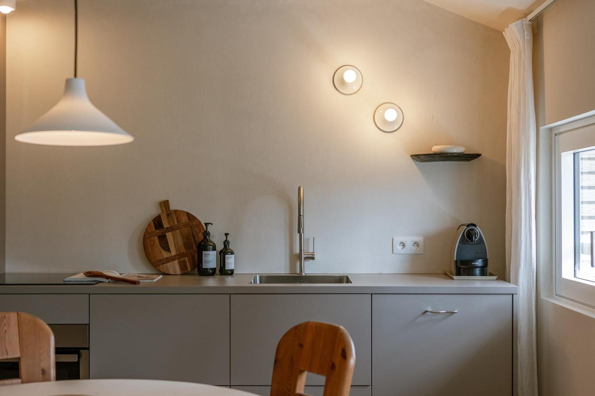 Huswell - Urban Getaway For Two In The Heart Of Antwerpアパートメント エクステリア 写真