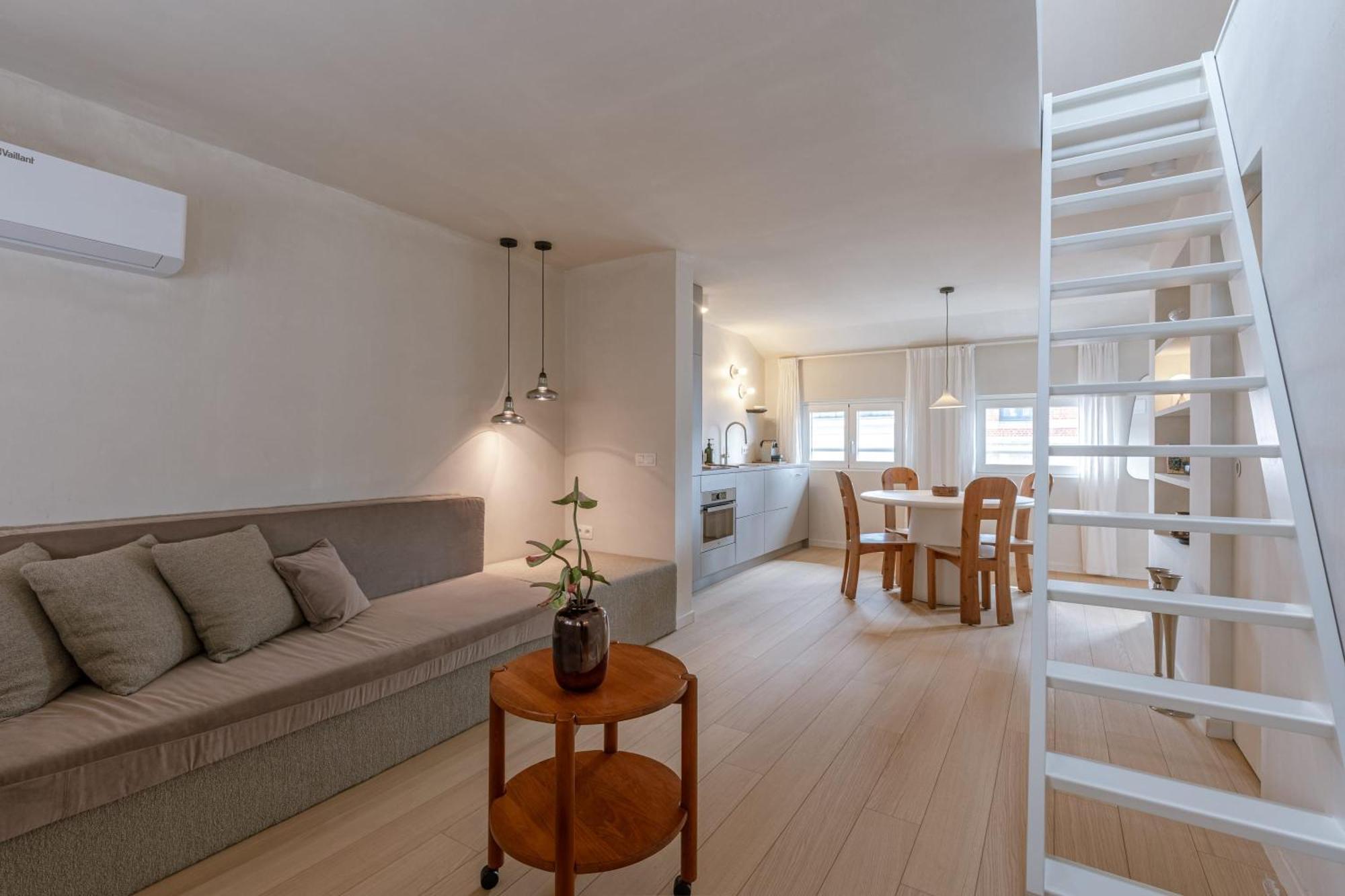 Huswell - Urban Getaway For Two In The Heart Of Antwerpアパートメント エクステリア 写真