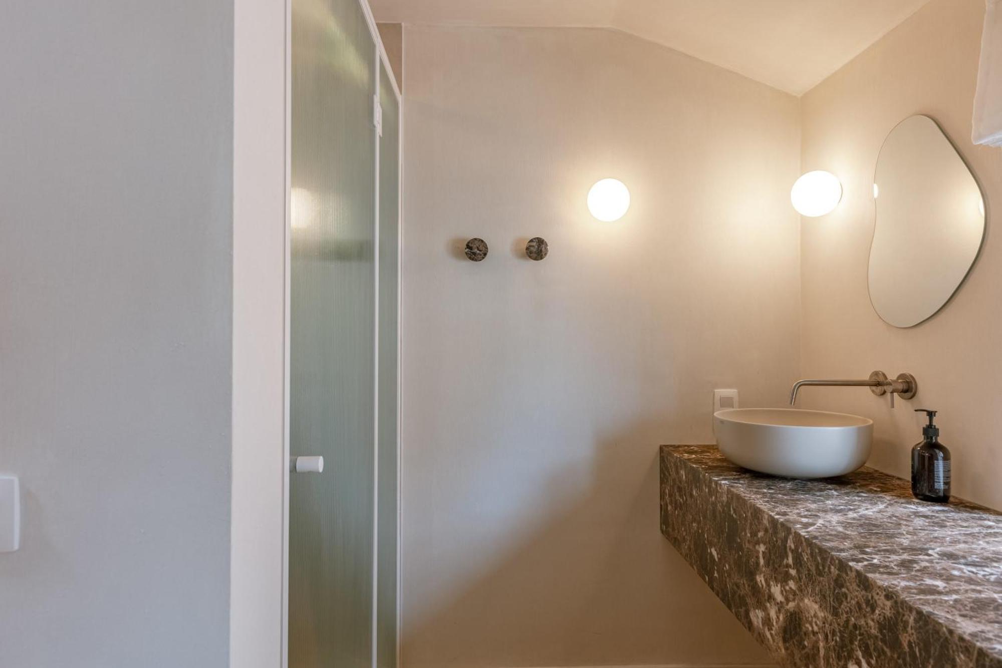 Huswell - Urban Getaway For Two In The Heart Of Antwerpアパートメント エクステリア 写真
